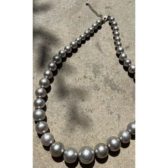 Vintage Silver Graduated Large Round Bead Women’s Necklace Sz 29” - Picture 5 of 13
